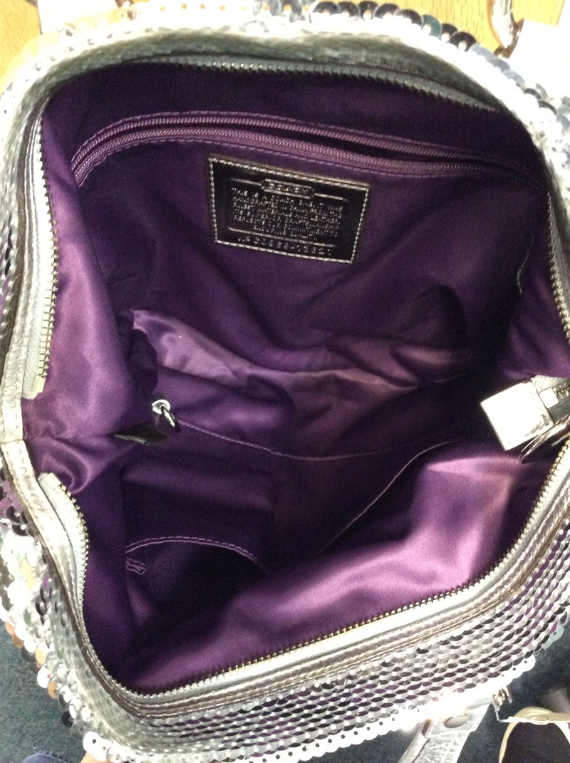 Coach Poppy Sequined Tartan Berry Plaid Top Handle Purse Handbag NWT – Moda  pé no chão